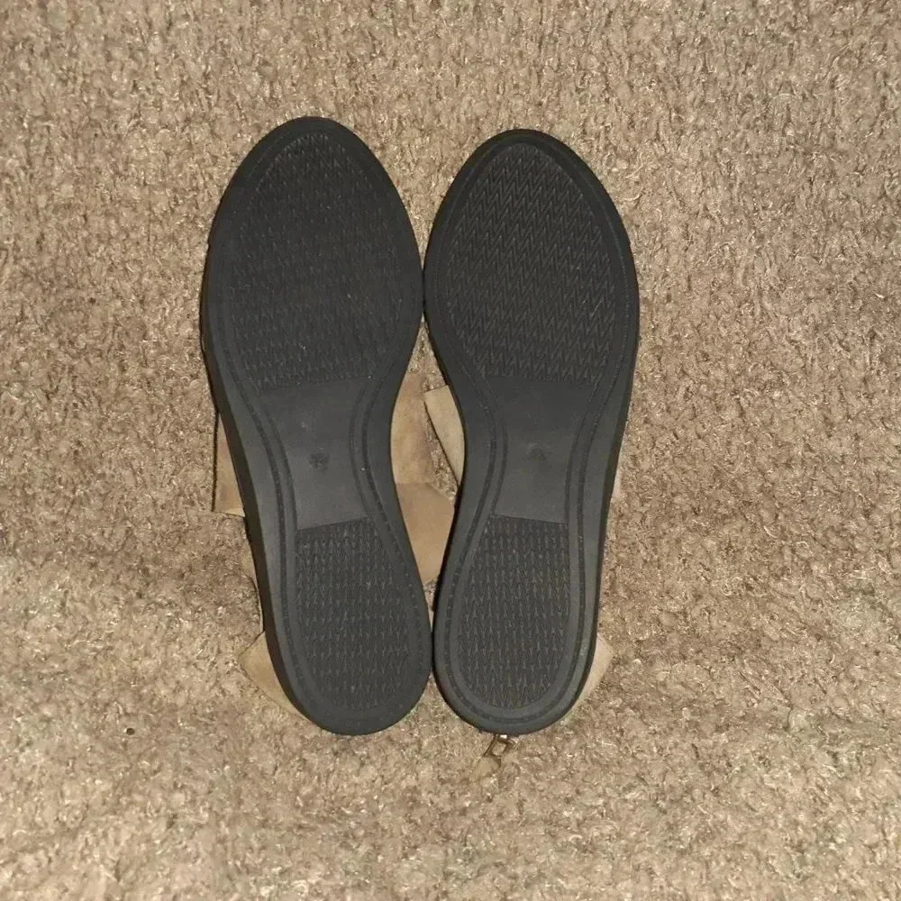 EILEEN FISHER-Light Brown Suede Platform Sandals-Back Zip-Sz 7.5-Near Mint - Picture 7 of 7